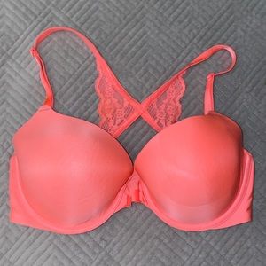 Victoria’s Secret Demi Halter bra